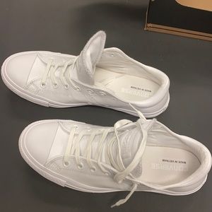 Converse women’s leather Madison 10